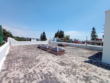EN RENTA,  AMPLIO DEPARTAMENTO AVENIDA EMILIANO ZAPATA, 4 RECÁMARAS, ESTUDIO