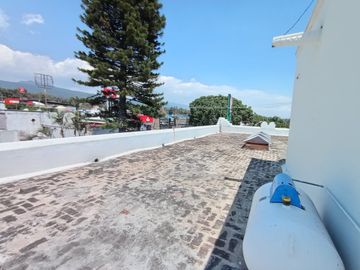 EN RENTA,  AMPLIO DEPARTAMENTO AVENIDA EMILIANO ZAPATA, 4 RECÁMARAS, ESTUDIO