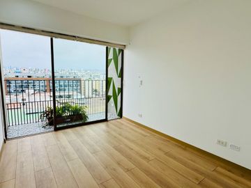 Se Vende Moderno Departamento De 3 Habitaciones + Estudio Con Balcones En Miraflores
