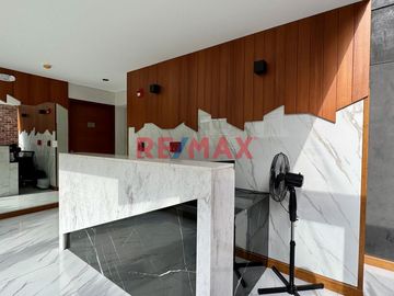 Se Vende Hermoso Departamento De Estreno De 3 Dormitorios Y 3 Baños Completos En La Aurora - Surco