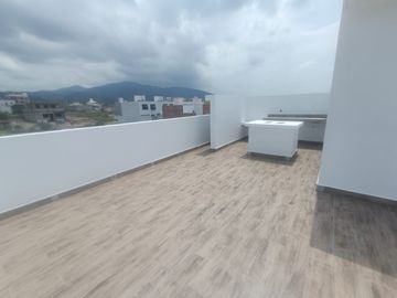 NUEVA CASA con 4 recamaras y 4 baños en Fraccionamiento Privado en Tequisquiapan