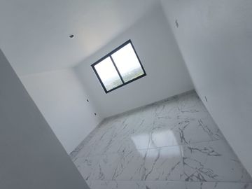 NUEVA CASA con 4 recamaras y 4 baños en Fraccionamiento Privado en Tequisquiapan