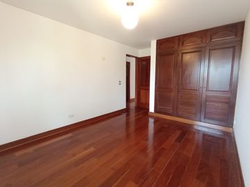 VENTA DEPARTAMENTO EN SURCO – VALLE HERMOSO – LOS INGENIEROS