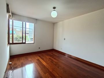 VENTA DEPARTAMENTO EN SURCO – VALLE HERMOSO – LOS INGENIEROS