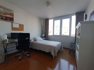 No para cualquiera, hermoso dúplex con cochera doble en venta, en Miraflores