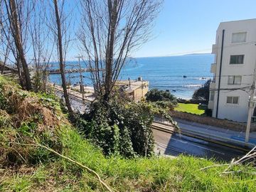 TERRENO AVENIDA BORGOÑO - PRIMERA LINEA