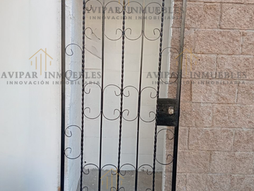 CASA EN VENTA EN HACIENDA DEL PARQUE, CUAUTITLAN IZCALLI, ENTREGA INMEDIATA