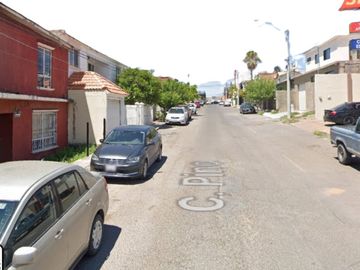 ¡¡ÚNICA OPORTUNIDAD!! CALLE PINO COLONIA LAS GRANJAS, CHIHUAHUA, CHIH. PRECIO MUY POR DEBAJO DE SU VALOR COMERCIAL YA QUE ES UN REMATE BANCARIO.