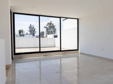 CASA EN VENTA EN ARBORETO EN CHOLULA PUEBLA