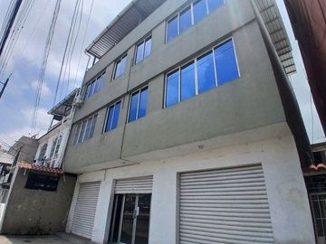 VENTA CASA RENTERA CDLA. ORQUIDEAS AV. FCO ORELLANA