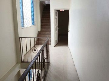 VENTA CASA RENTERA CDLA. ORQUIDEAS AV. FCO ORELLANA