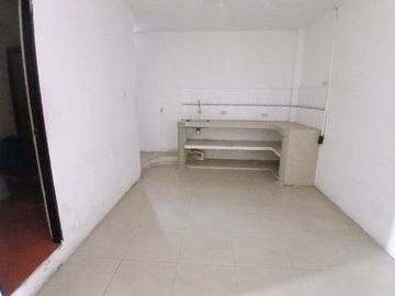 VENTA CASA RENTERA CDLA. ORQUIDEAS AV. FCO ORELLANA