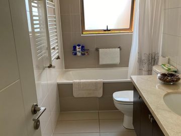 BROKER BOSQUES 3D-3B-2EST-1BOD