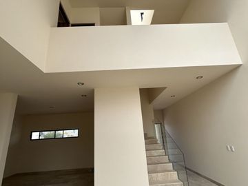 CASA EN VENTA EN VALLE DE JURIQUILLA LA RESERVA QUERETARO