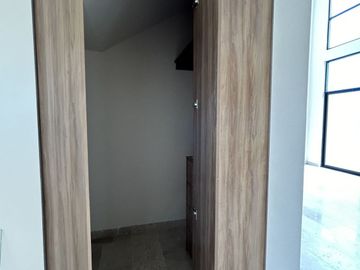 CASA EN VENTA EN VALLE DE JURIQUILLA LA RESERVA QUERETARO