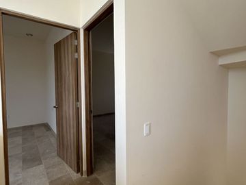 CASA EN VENTA EN VALLE DE JURIQUILLA LA RESERVA QUERETARO