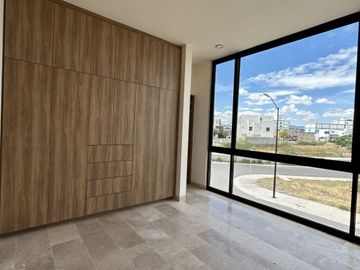 CASA EN VENTA EN VALLE DE JURIQUILLA LA RESERVA QUERETARO