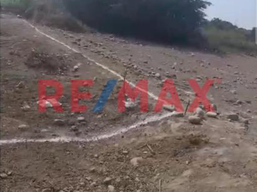 Se Vende Terreno Urbano De 863 M2 Chincha Baja