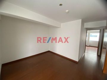 Se Vende Departamento En Tambo De Monterrico - Santiago De Surco