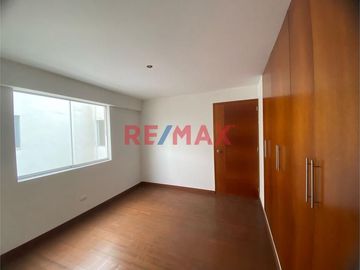 Se Vende Departamento En Tambo De Monterrico - Santiago De Surco