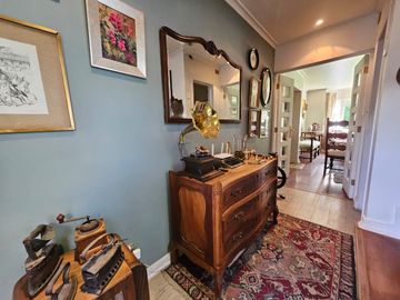 BROKER BOSQUES COND. 3D-5B-3EST-PATIO 2 SALAS DE ESTAR