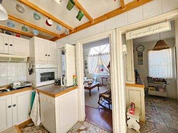 BROKER BOSQUES COND. 3D-5B-3EST-PATIO 2 SALAS DE ESTAR