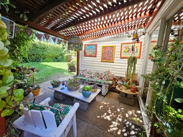 BROKER BOSQUES COND. 3D-5B-3EST-PATIO 2 SALAS DE ESTAR