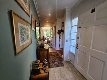 BROKER BOSQUES COND. 3D-5B-3EST-PATIO 2 SALAS DE ESTAR