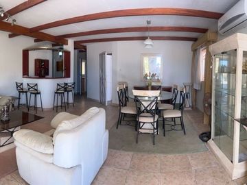 VENTA CASA DE PLAYA EN ZORRITOS. ALT. KM 1228. LADO CERRO. PANAMERICANA NORTE