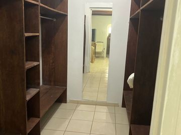 VENTA CASA DE PLAYA EN ZORRITOS. ALT. KM 1228. LADO CERRO. PANAMERICANA NORTE