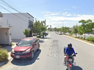 JCM Venta de Casa en Recuperación Bancaria en Av. Rufino Tamayo 525, Quinta Colonial Apodaca I, 66610 Ex-Hacienda Santa Rosa, N.L.