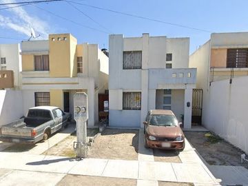 JCM Venta de Casa en Recuperación Bancaria en Av. Rufino Tamayo 525, Quinta Colonial Apodaca I, 66610 Ex-Hacienda Santa Rosa, N.L.