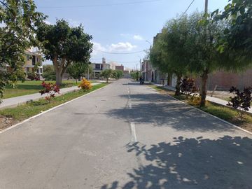 Se vende terreno de 120 m2 en Praderas de San Antonio, justo al lado de la Urb. Residencial San Carlos