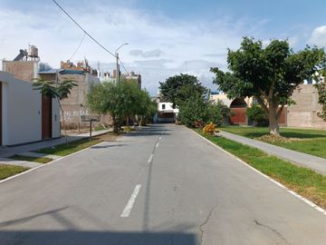 Se vende terreno de 120 m2 en Praderas de San Antonio, justo al lado de la Urb. Residencial San Carlos