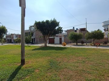 Se vende terreno de 120 m2 en Praderas de San Antonio, justo al lado de la Urb. Residencial San Carlos