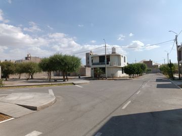 Se vende terreno de 120 m2 en Praderas de San Antonio, justo al lado de la Urb. Residencial San Carlos