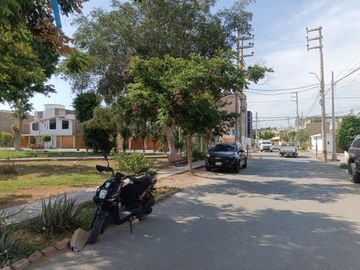 Se vende terreno de 120 m2 en Praderas de San Antonio, justo al lado de la Urb. Residencial San Carlos