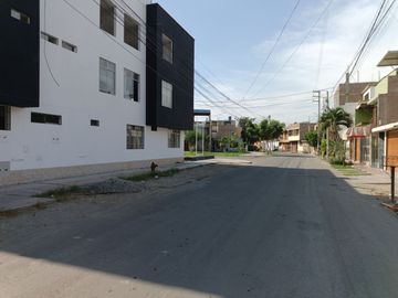 Se vende terreno de 120 m2 en Praderas de San Antonio, justo al lado de la Urb. Residencial San Carlos
