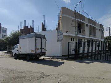 Se vende terreno de 120 m2 en Praderas de San Antonio, justo al lado de la Urb. Residencial San Carlos
