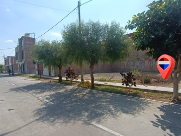 Se vende terreno de 120 m2 en Praderas de San Antonio, justo al lado de la Urb. Residencial San Carlos