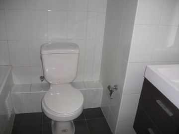 1 DORMITORIO METRO QUILIN