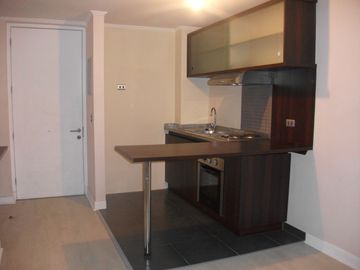 1 DORMITORIO METRO QUILIN