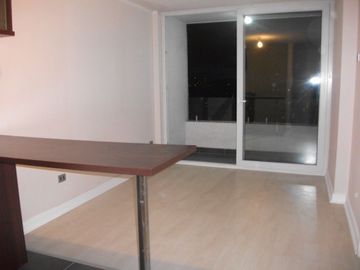 1 DORMITORIO METRO QUILIN