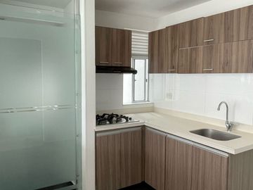 Venta apartamento Valle de Lili tercer piso unidad San Gabriel Cali Valle Colombia