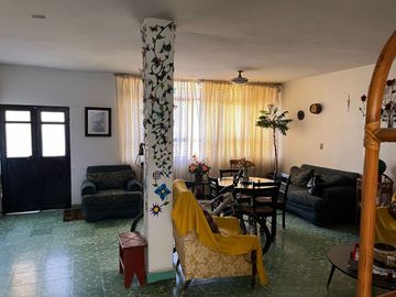 Casa en Venta en zona Céntrica de León Gto en la colonia León Moderno!!!
