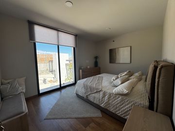 Casa en Venta en Privada, en Villa Magna con Amenidades. MODELO AQUA.