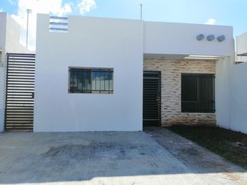 Se renta casa en Fraccionamiento Las Americas