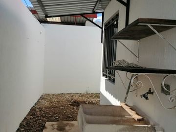 Se renta casa en Fraccionamiento Las Americas