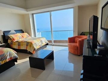 Exclusivo Departamento de Lujo con Vista al Mar