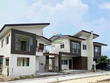 TWO STORY SINGLE DETACHED HOUSE AND LOT FOR SALE IN VITO MINGLANILLA CEBU